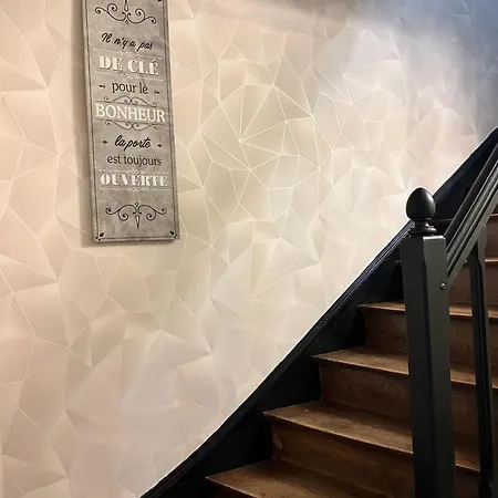 Chez Les Anciens Thelonne