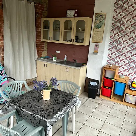 Chez Les Anciens Апартаменты *